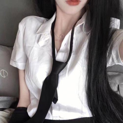 八月：奥色治郡